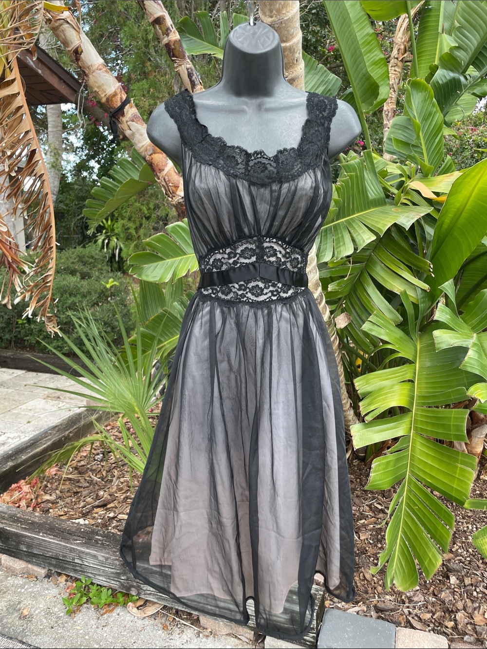 lace trim, vintage tie, back nightgown